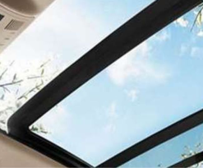 कहीं मुसीबत न बन जाए सनरूफ! पैसा खर्च करने से पहले जान लीजिए इसके नफा